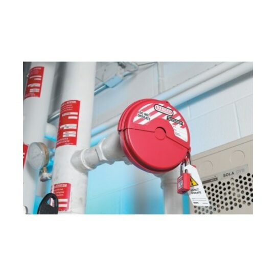 Completely surrounds the valve and prevents its manipulation, device lockable with up to 4 padlocks